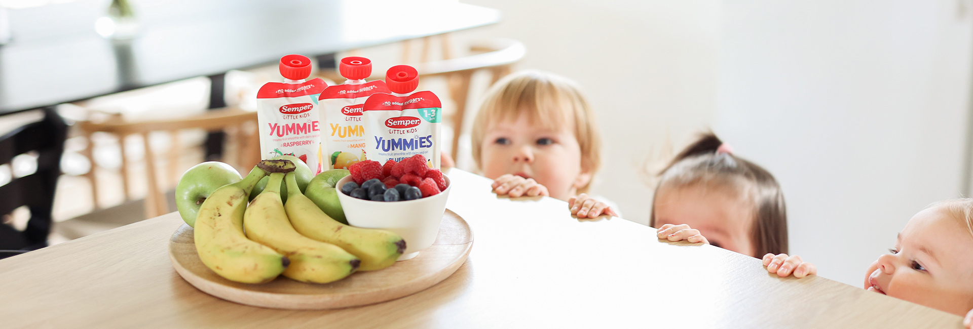 Kids with Semper Yummies pouches